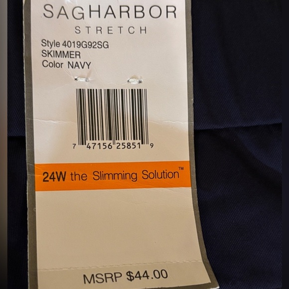 Sag Harbor Women’s Navy Shorts Skimmer Stretch Slimming Solution Size 24W NWT - Picture 4 of 6